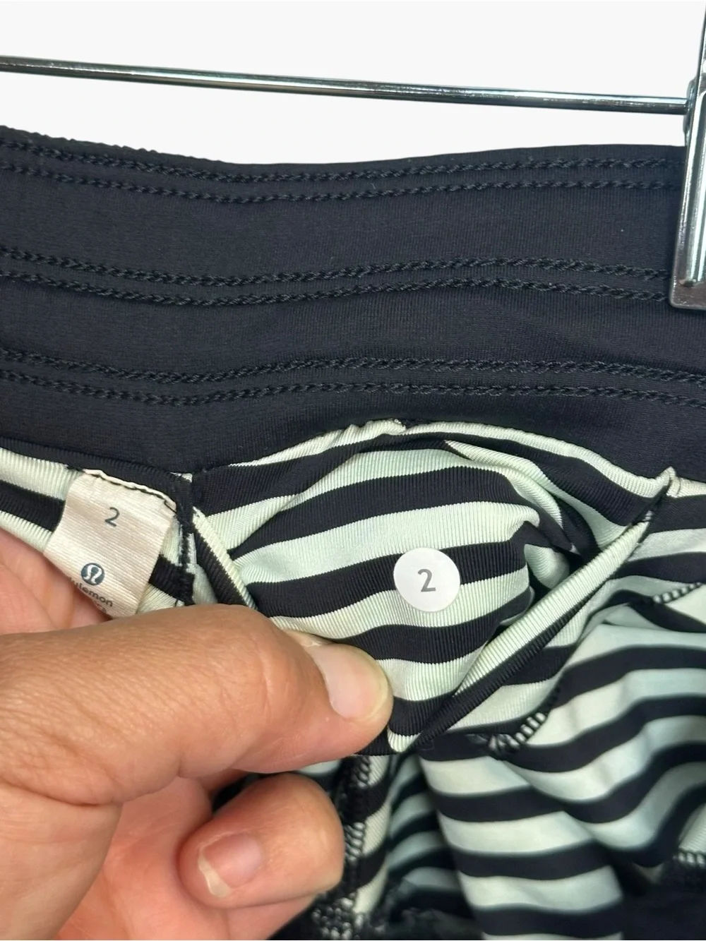 Lululemon Run Speed Short Size 2 Black Blue Stripe Lined 2.5” Running Shorts